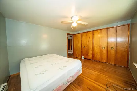 Bedroom - 720 Bennett Rd, Evans, NY 14006 photo 4 of 10