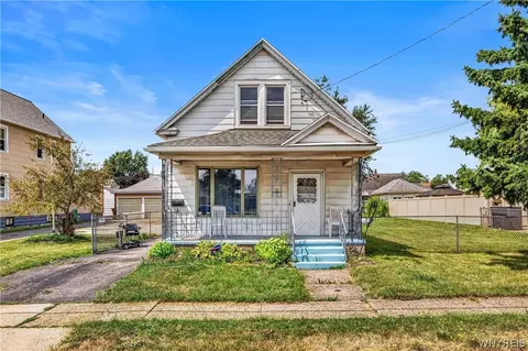 246 Lackawanna Ave, Sloan, NY 14212