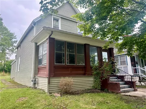 111 Hawley St, Buffalo, NY 14213