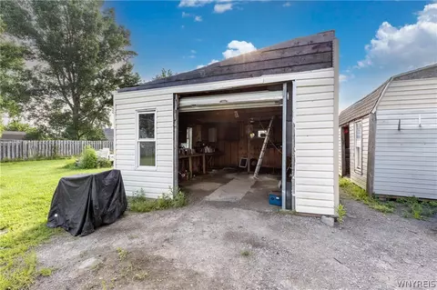 Other - 7267 Bear Ridge Rd, Pendleton, NY 14120 photo 2 of 10