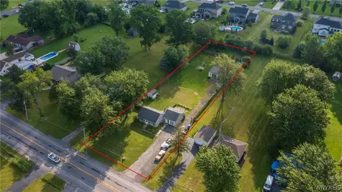View/Area - 7267 Bear Ridge Rd, Pendleton, NY 14120 photo 3 of 5