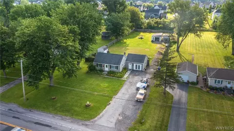 View/Area - 7267 Bear Ridge Rd, Pendleton, NY 14120 photo 1 of 5