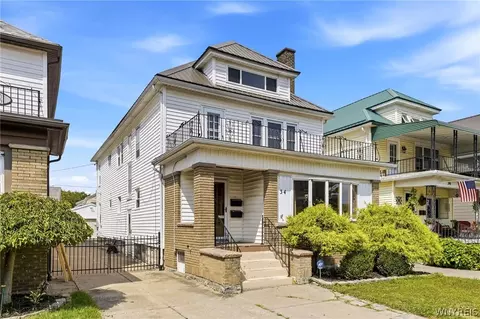 34 Cunard Rd, Buffalo, NY 14216