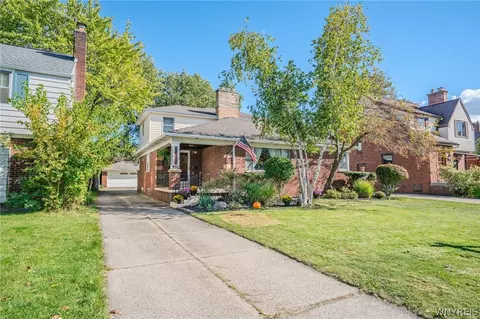 325 Louvaine Dr, Buffalo, NY 14223