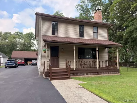 2522 Emery Rd, Aurora, NY 14139