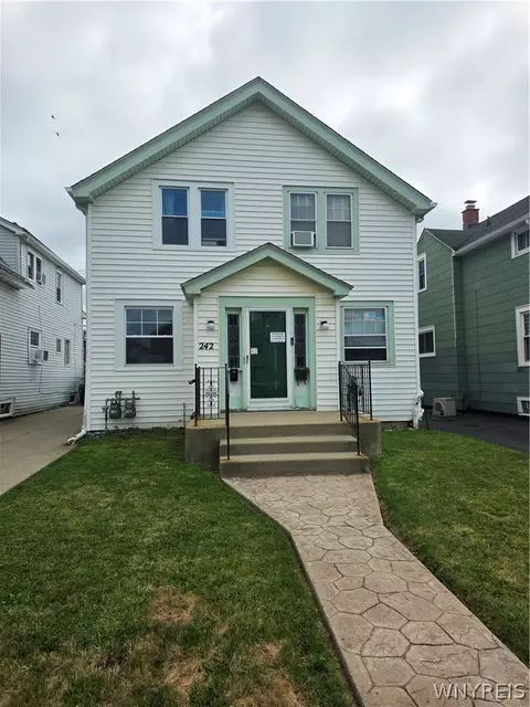 242 Washington Ave, Kenmore, NY 14217