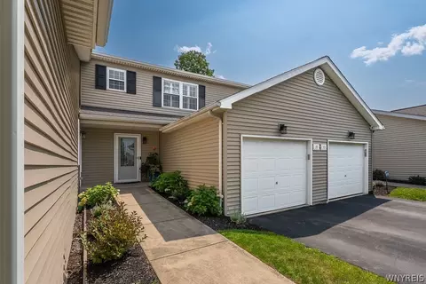 35 Union Cmn, Amherst, NY 14221