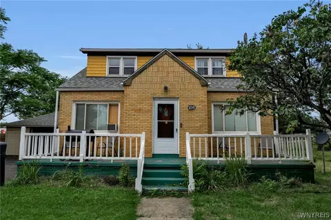 108 Pinehurst Ave, Cheektowaga, NY 14225