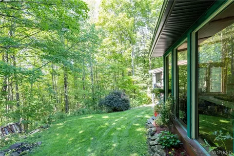 Exterior - 11650 Sharp St, Concord, NY 14055 photo 7 of 12
