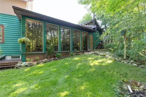 Exterior - 11650 Sharp St, Concord, NY 14055 photo 6 of 12