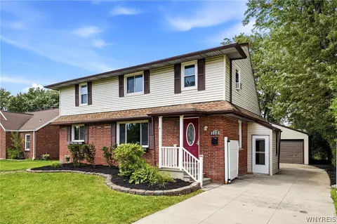 112 Hartford Rd, Amherst, NY 14226