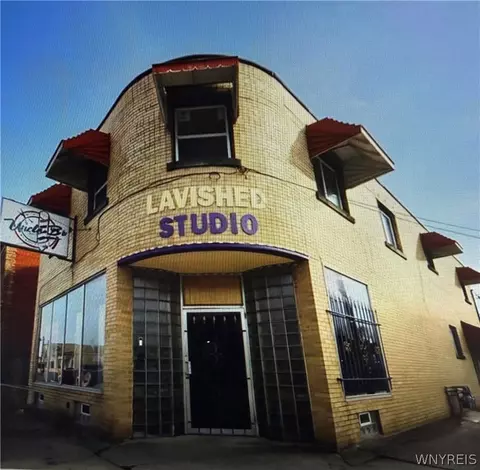 2101 Pine Ave, Niagara Falls, NY 14301