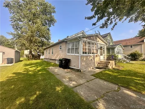 171 William St, Tonawanda, NY 14150