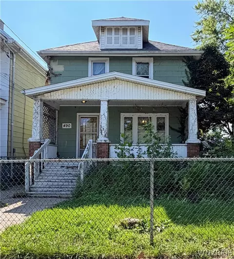490 27th St, Niagara Falls, NY 14303