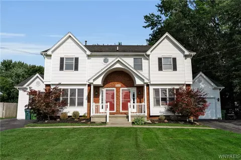 7137 Witmer Rd, Wheatfield, NY 14120