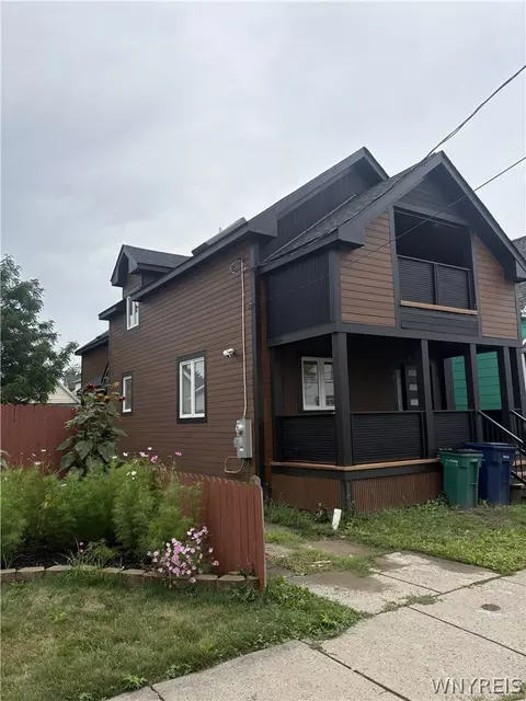 228 Cable St, Buffalo, NY 14206