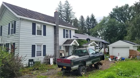 1652 State Highway 220, Mc Donough, NY 13801