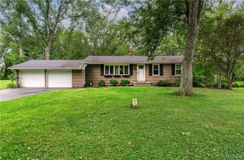 4402 Two Rod Rd, Wales, NY 14052