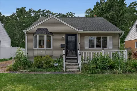 16 Woodridge Ave, Cheektowaga, NY 14225