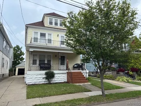 62 Greeley St, Buffalo, NY 14207
