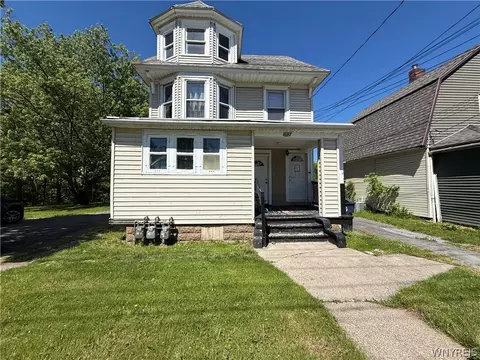 1697 Electric Ave, Lackawanna, NY 14218