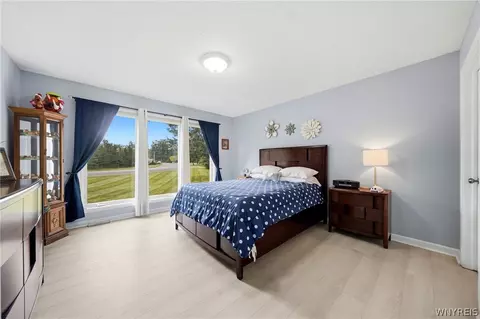 Bedroom - 2 Alexander Pkwy, Pendleton, NY 14120 photo 1 of 8