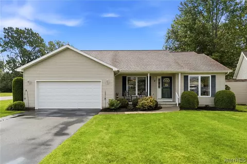 Exterior - 2 Alexander Pkwy, Pendleton, NY 14120 photo 2 of 11