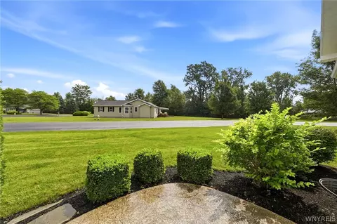 Exterior - 2 Alexander Pkwy, Pendleton, NY 14120 photo 5 of 11