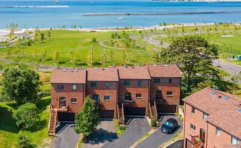 428 Lakefront Blvd, Buffalo, NY 14202
