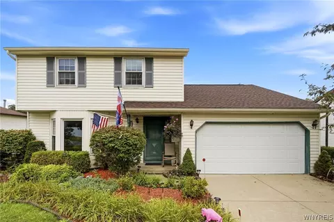 5976 Margaret Ann Dr, Lake View, NY 14085