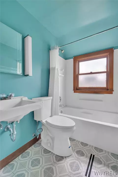 Bath - 152 Pullman Ave, Tonawanda, NY 14217 photo 1 of 3