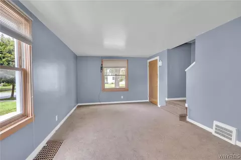 Living - 152 Pullman Ave, Tonawanda, NY 14217 photo 2 of 6