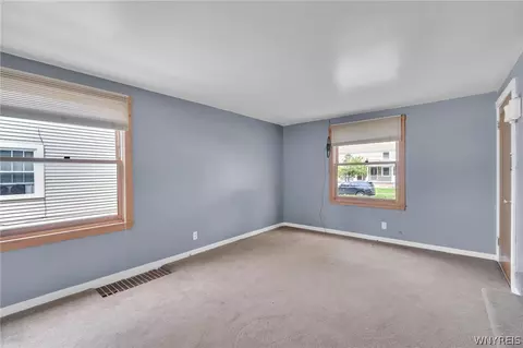 Living - 152 Pullman Ave, Tonawanda, NY 14217 photo 4 of 6