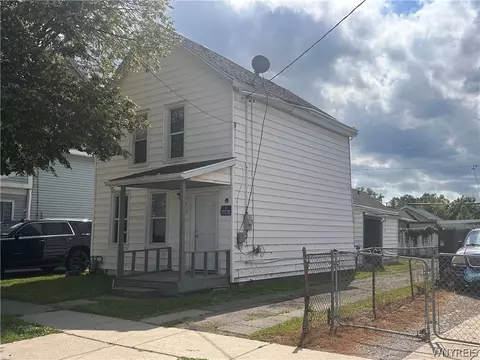 368 Dearborn St, Buffalo, NY 14207