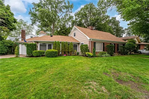 111 Marjann Ter, Buffalo, NY 14223