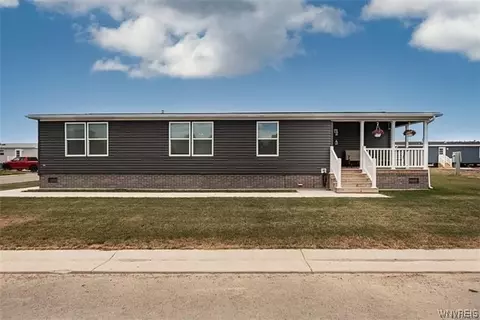 4325 Hurontario Ave, Niagara, NY 14304