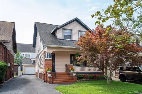 6 Colton Dr, Buffalo, NY 14216