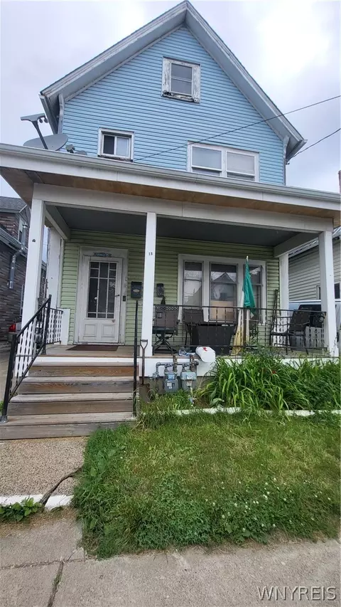 18 Clifford St, Buffalo, NY 14210