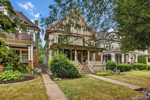 20-22 Granger Pl, Buffalo, NY 14222