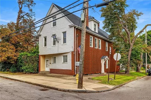 1628 Niagara St, Niagara Falls, NY 14303