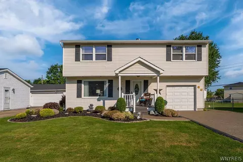 16 Elm Ave, West Seneca, NY 14224