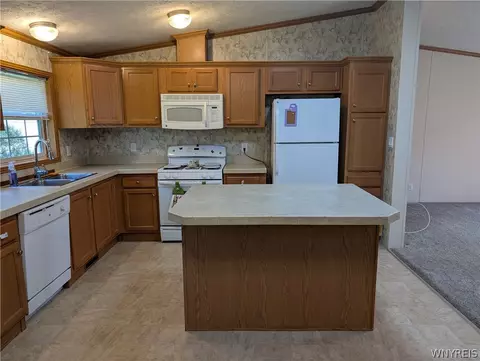 325 Circle Ct, Arcade, NY 14009 photo 10