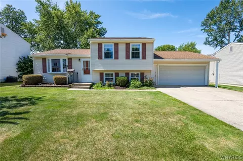 80 Theresa Ct, West Seneca, NY 14224