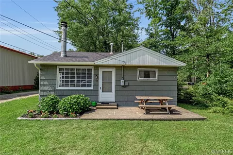 197 Sea Lion Dr, Mayville, NY 14757