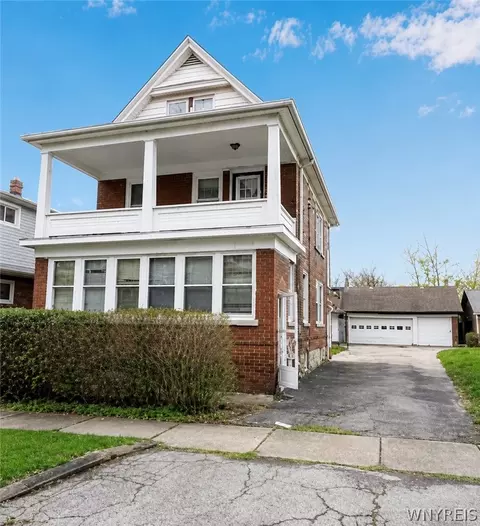 2217 Falls St, Niagara Falls, NY 14303