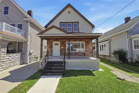 111 Duerstein St, West Seneca, NY 14210