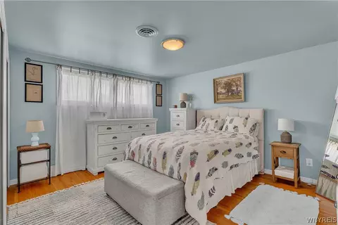 Bedroom - 145 E Maplemere Rd, Amherst, NY 14221 photo 1 of 9