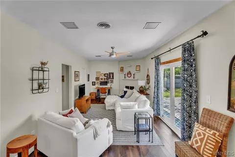Living - 145 E Maplemere Rd, Amherst, NY 14221 photo 2 of 3