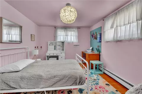Bedroom - 145 E Maplemere Rd, Amherst, NY 14221 photo 5 of 9