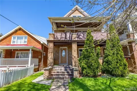 2240 La Salle Ave, Niagara Falls, NY 14301